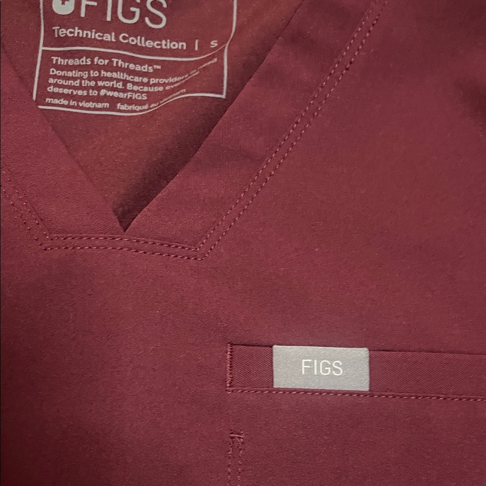 Figs Women's Maroon Short Sleeve Top - Picture 3 of 4